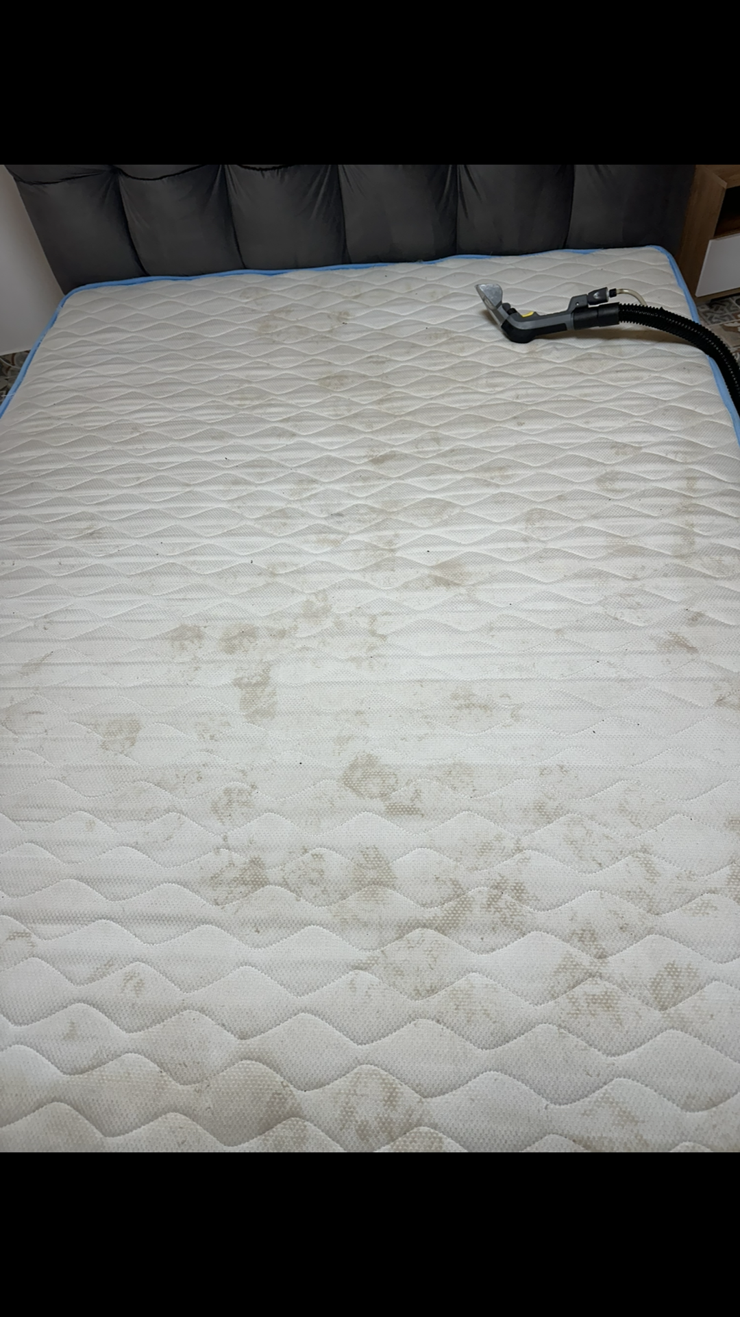 Before photo for Пране на мека мебел