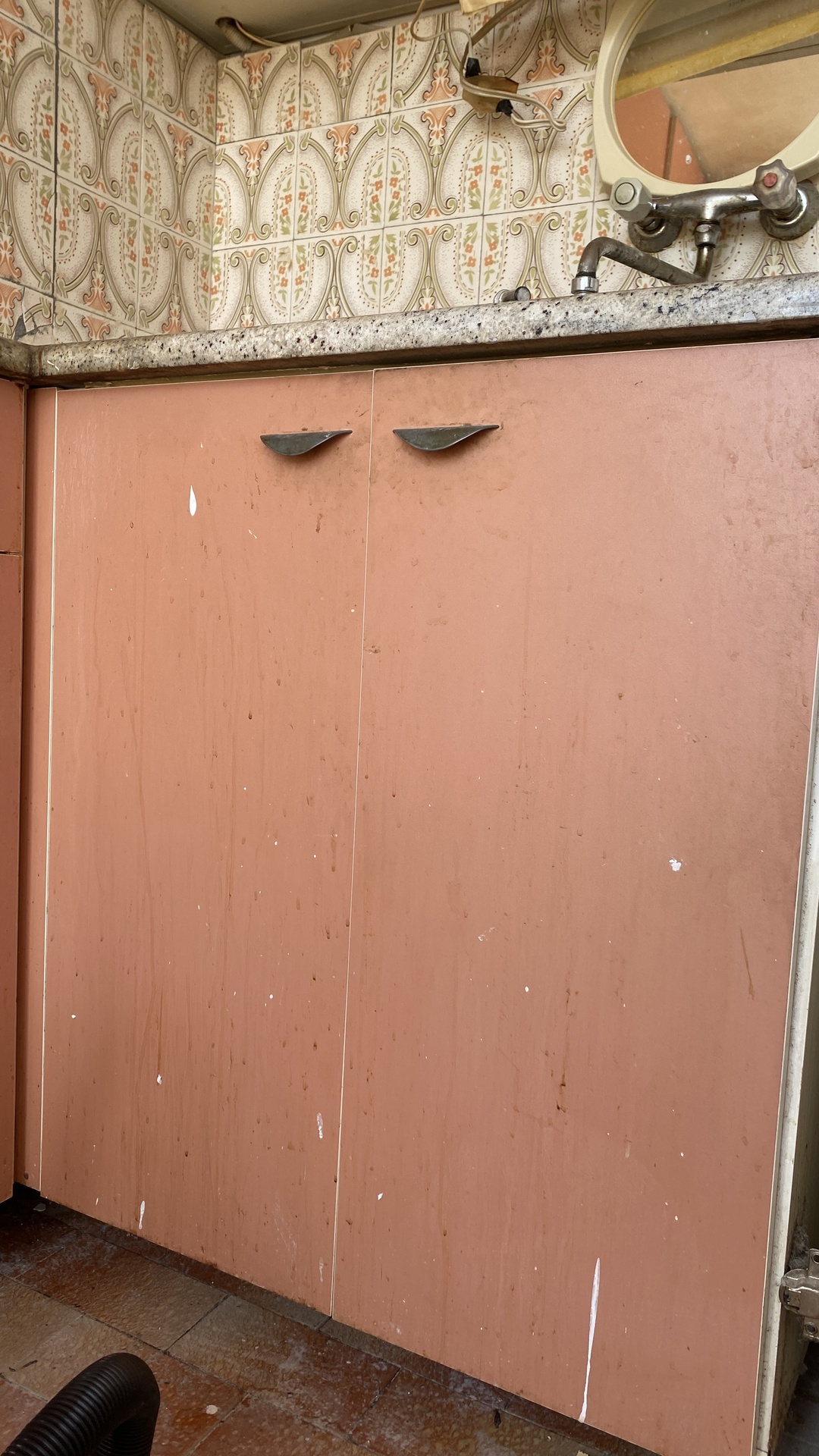 Before photo for Основно почистване